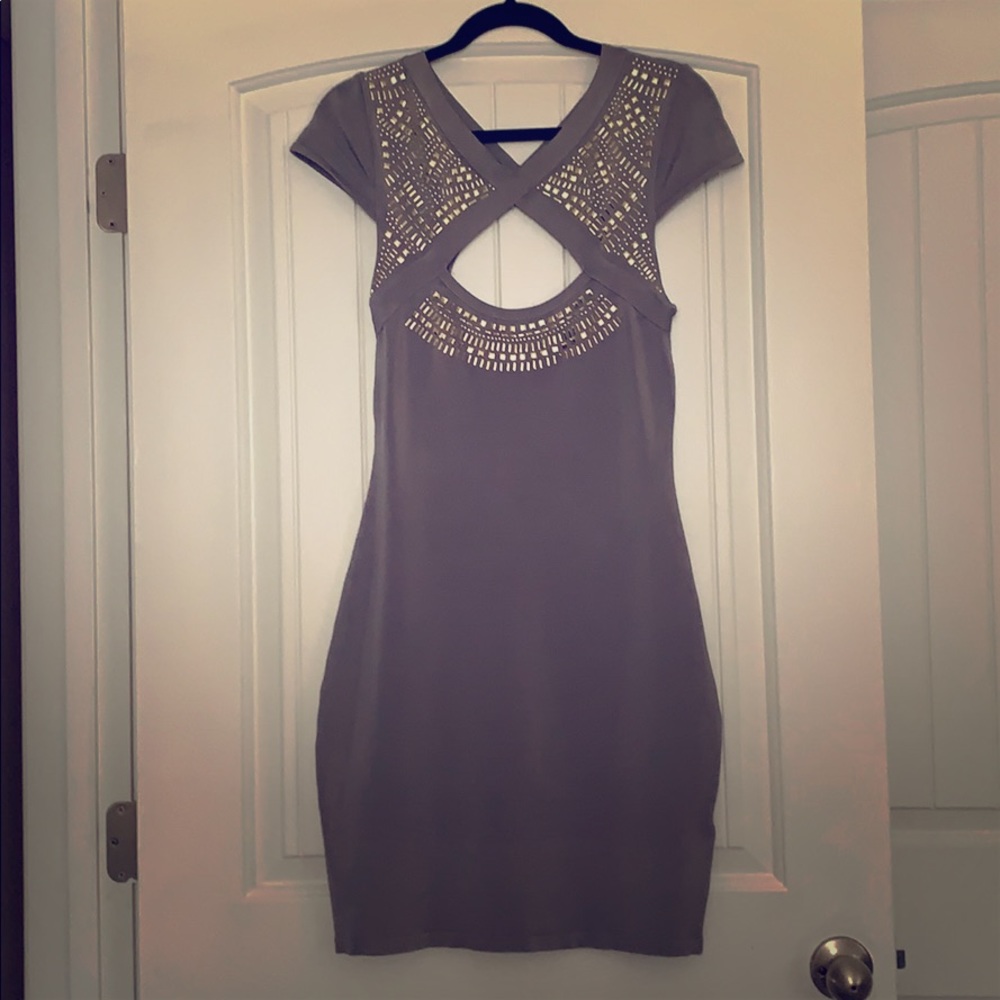 Beautiful gray fitted dress with sliver.